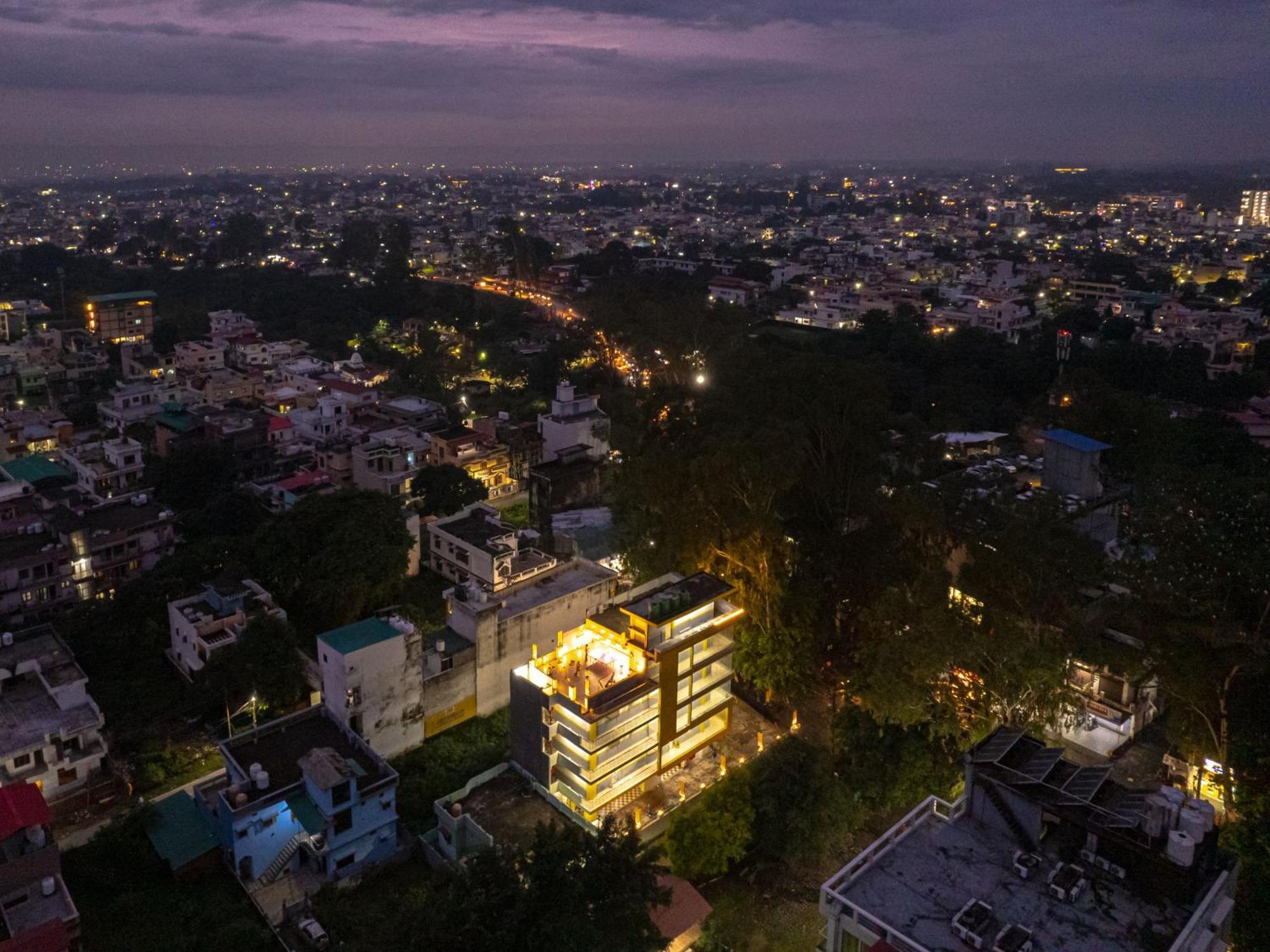The Hosteller Dehradun Ngoại thất bức ảnh